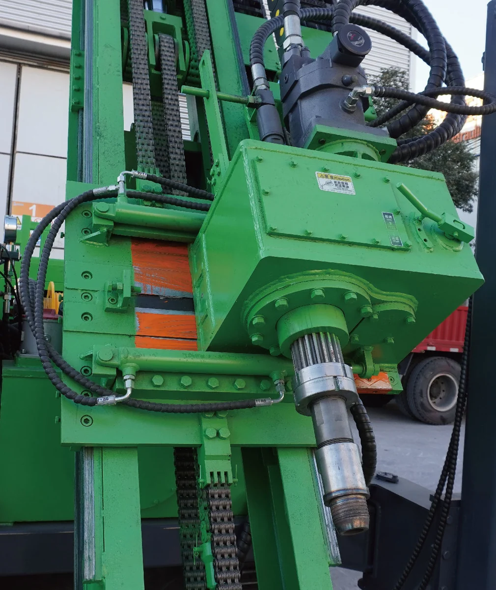 DR-2000X Core Drilling Rig hydraulic rotary head and feed guides