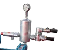 DR-350B pressure gauge above the air chamber and adjacent fluid connections