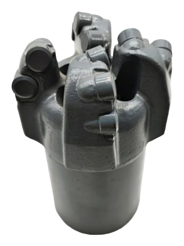 Four-wing mining coreless bit with arc-angle profile