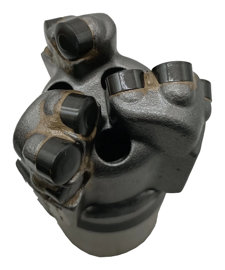 Three-wing reinforced-arc drill bit with discharge holes